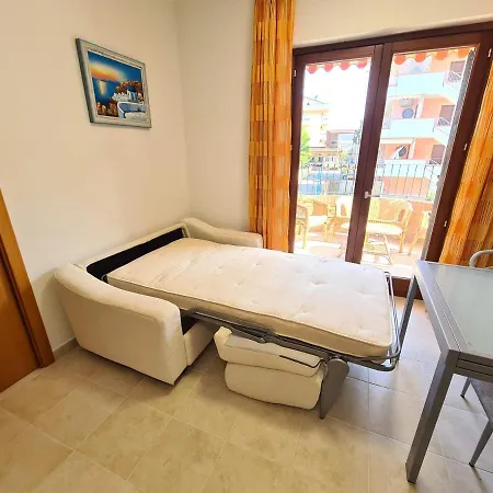 Apartment Casa Vacanze Debora *